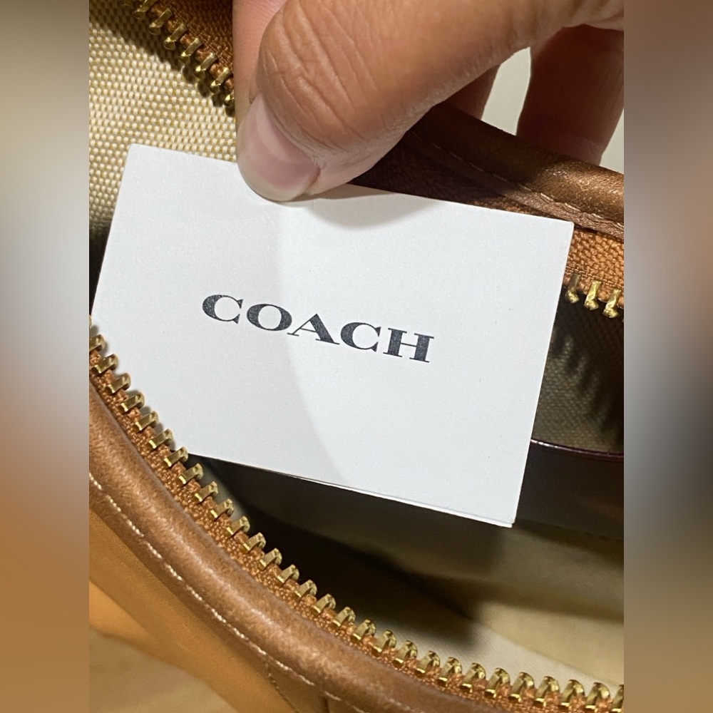 Coach ERGO Leather Bag - Picture 13 of 16